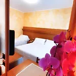 & Wellness Fra I Pini Λινιάνο Σαμπιαντόρο