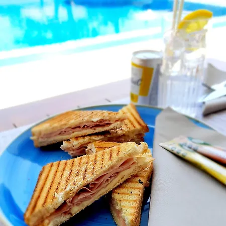 Otel & Wellness Fra I Pini 3*