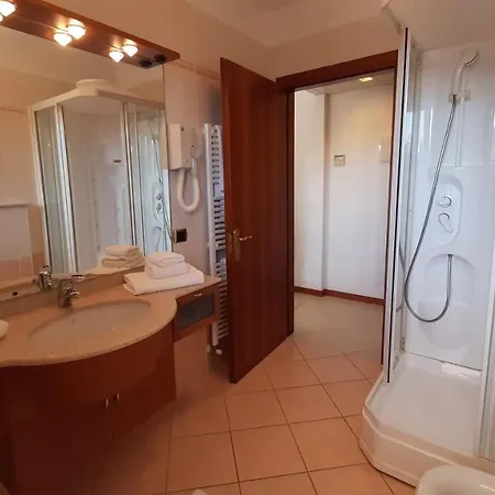 & Wellness Fra I Pini Hotel 3*
