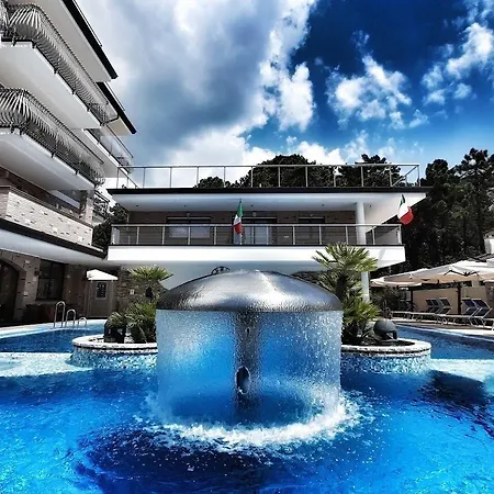 فندق & Wellness Fra I Pini 3*
