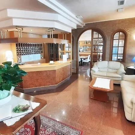 & Wellness Fra I Pini Otel
