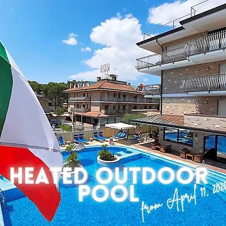 ホテル & Wellness Fra I Pini リニャーノ・サッビアドーロ